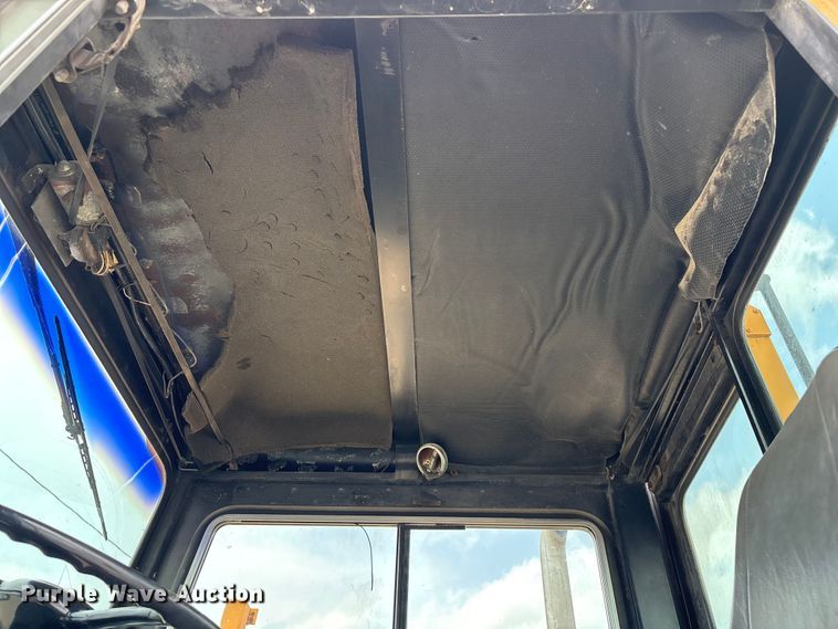 image for item EO4292 1994 Capacity TJ5000 yard truck