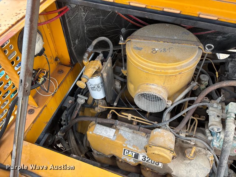 image for item EO4292 1994 Capacity TJ5000 yard truck