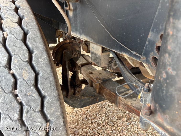 image for item EO4292 1994 Capacity TJ5000 yard truck