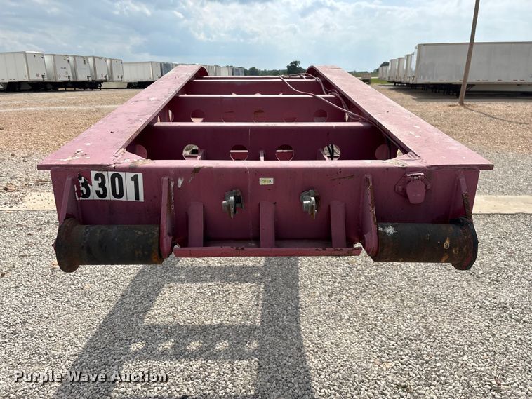 image for item EO4300 1994 Fontaine Specialized Inc. lowboy equipment trailer