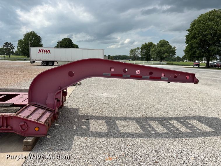 image for item EO4300 1994 Fontaine Specialized Inc. lowboy equipment trailer