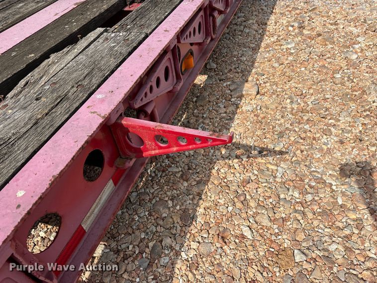 image for item EO4300 1994 Fontaine Specialized Inc. lowboy equipment trailer