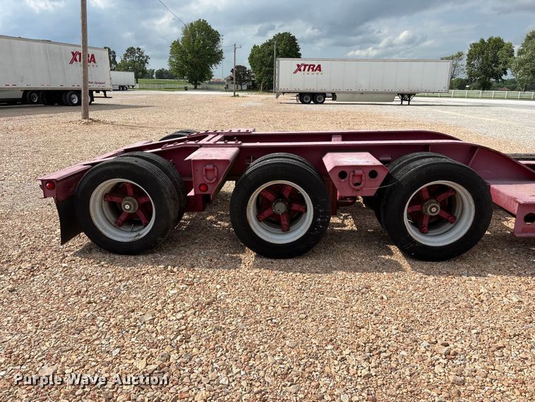 image for item EO4300 1994 Fontaine Specialized Inc. lowboy equipment trailer