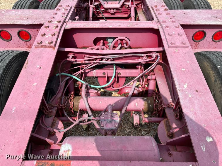 image for item EO4300 1994 Fontaine Specialized Inc. lowboy equipment trailer