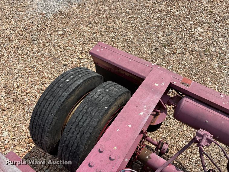 image for item EO4300 1994 Fontaine Specialized Inc. lowboy equipment trailer