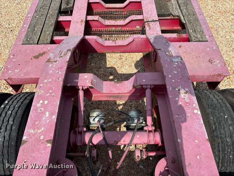 image for item EO4300 1994 Fontaine Specialized Inc. lowboy equipment trailer