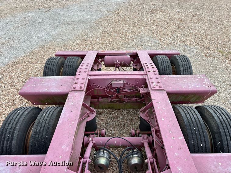 image for item EO4300 1994 Fontaine Specialized Inc. lowboy equipment trailer