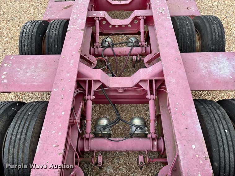 image for item EO4300 1994 Fontaine Specialized Inc. lowboy equipment trailer