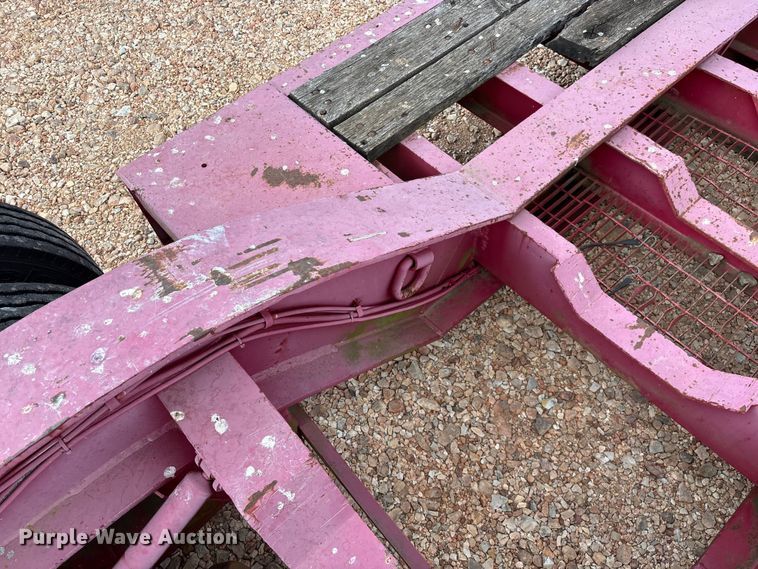 image for item EO4300 1994 Fontaine Specialized Inc. lowboy equipment trailer