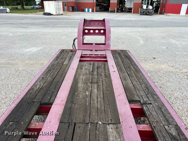 image for item EO4300 1994 Fontaine Specialized Inc. lowboy equipment trailer