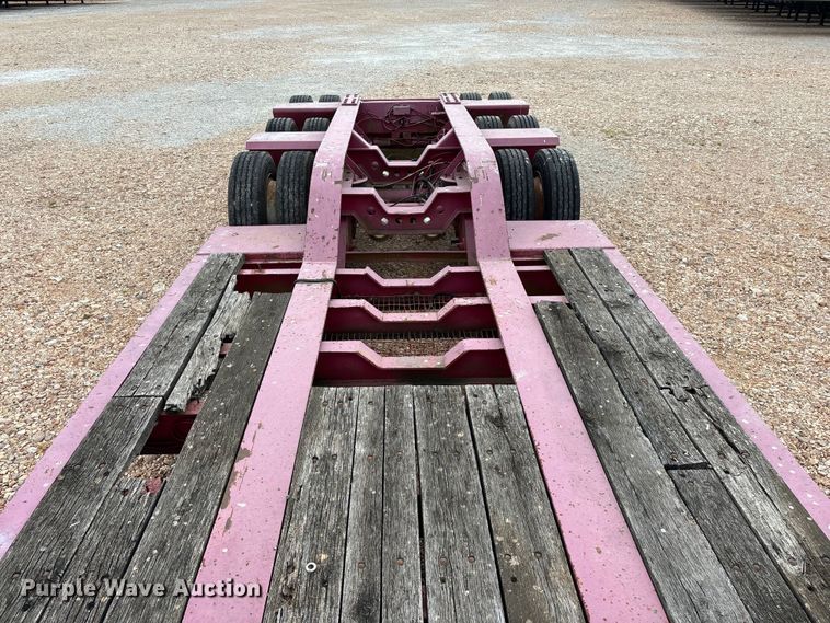 image for item EO4300 1994 Fontaine Specialized Inc. lowboy equipment trailer