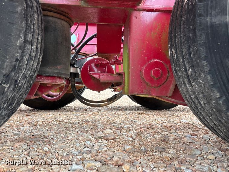 image for item EO4300 1994 Fontaine Specialized Inc. lowboy equipment trailer