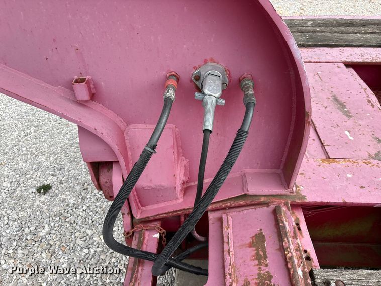 image for item EO4300 1994 Fontaine Specialized Inc. lowboy equipment trailer