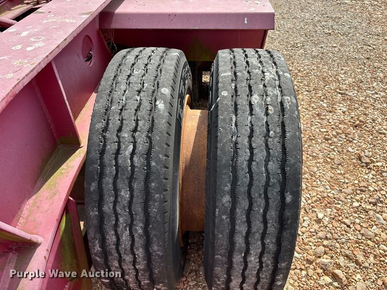 image for item EO4300 1994 Fontaine Specialized Inc. lowboy equipment trailer