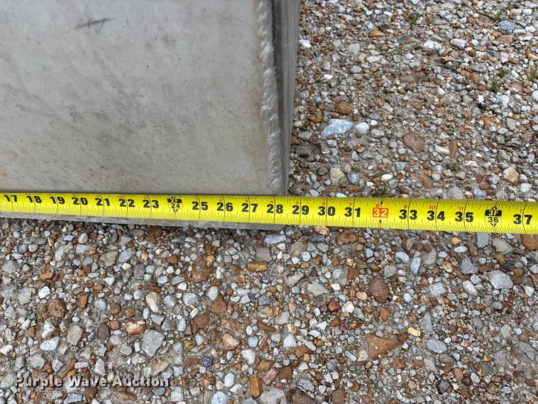 image for item EO4313 (2) truck steps