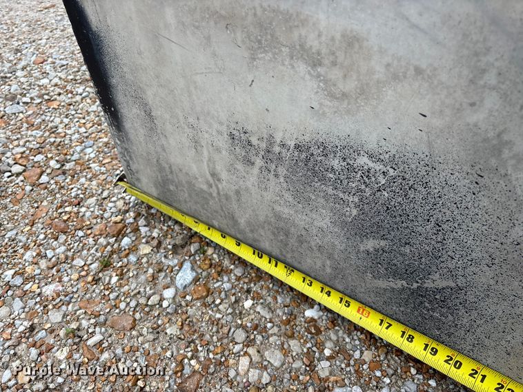 image for item EO4313 (2) truck steps