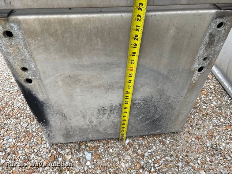 image for item EO4313 (2) truck steps