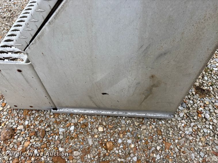 image for item EO4313 (2) truck steps