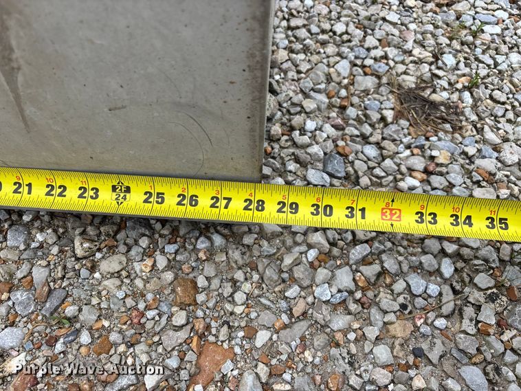 image for item EO4313 (2) truck steps