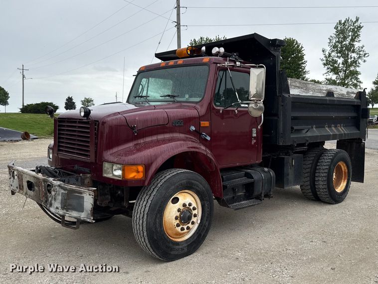 1996 International 4900 Dump Truck VIN: 1HTSDAAR5TH402959 Lot: 999376908