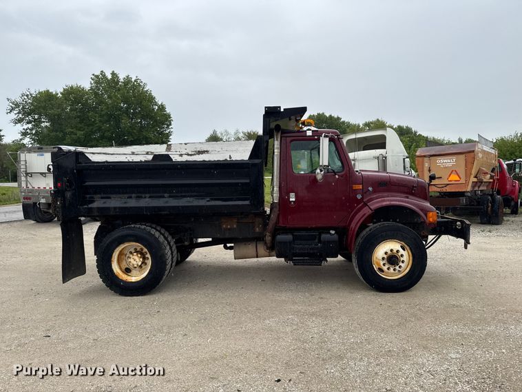 image for item ER0492 1996 International 4900 dump truck