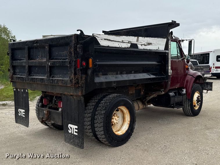 image for item ER0492 1996 International 4900 dump truck