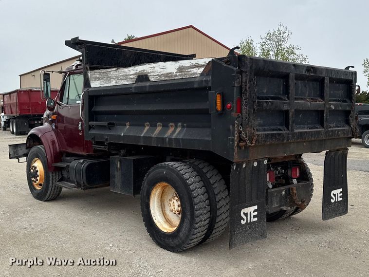 image for item ER0492 1996 International 4900 dump truck