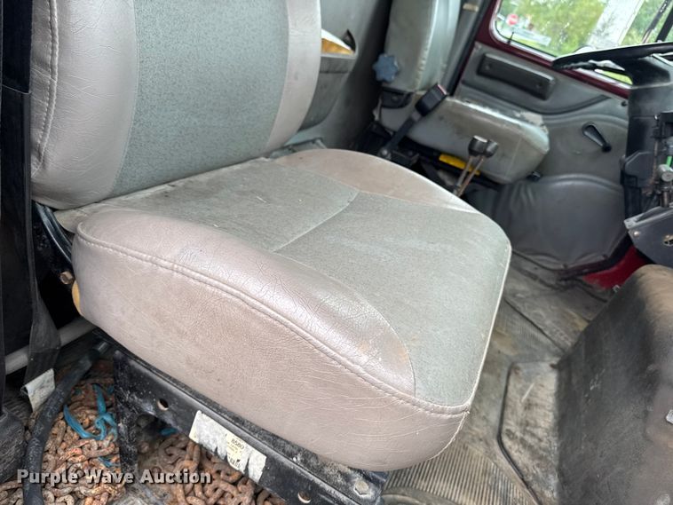 image for item ER0492 1996 International 4900 dump truck