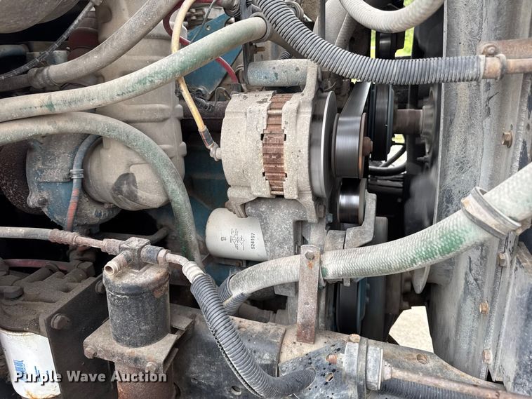 image for item ER0492 1996 International 4900 dump truck