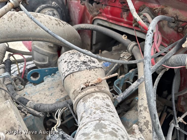 image for item ER0492 1996 International 4900 dump truck