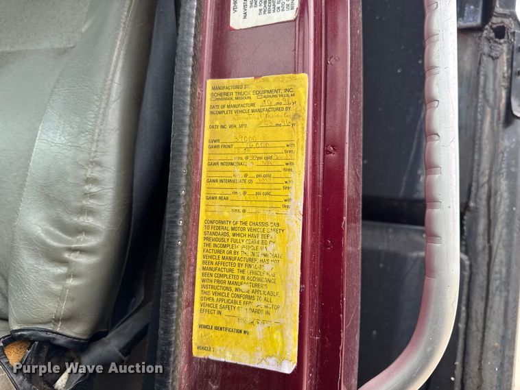 image for item ER0492 1996 International 4900 dump truck