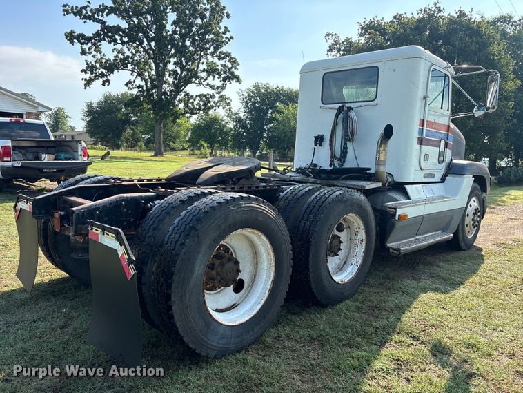 image for item ET2121 1996 Freightliner FLD semi truck