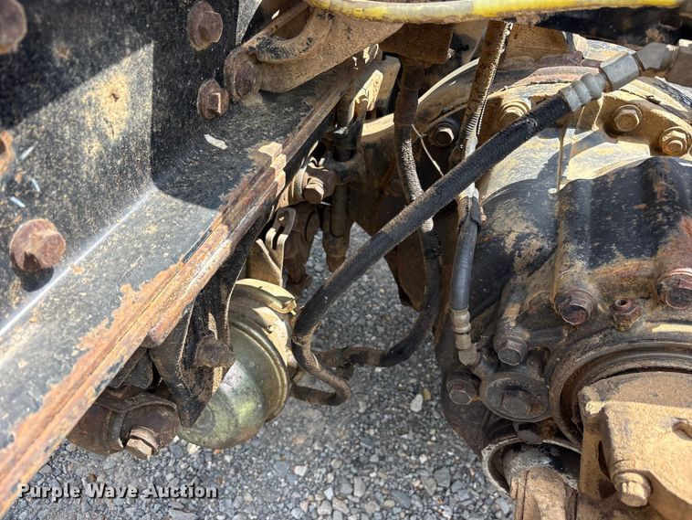 image for item ET2161 2006 Peterbilt 379 semi truck