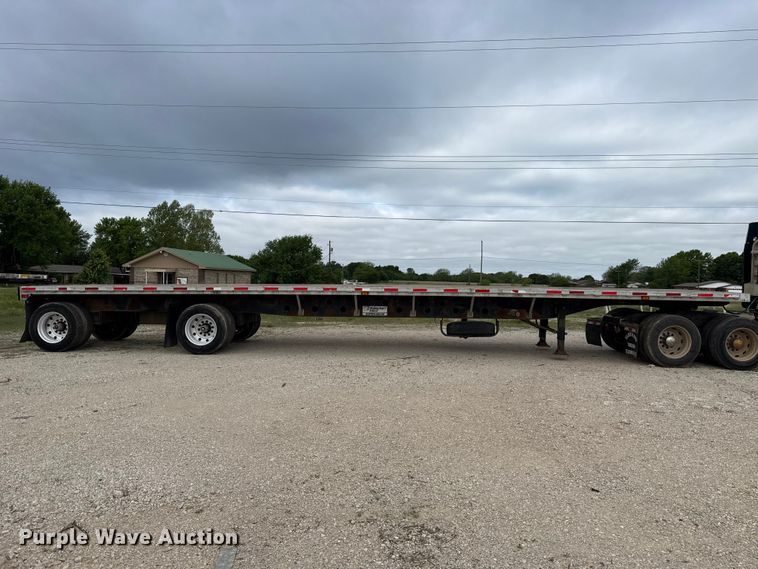image for item ET6046 1999 Transcraft flatbed trailer