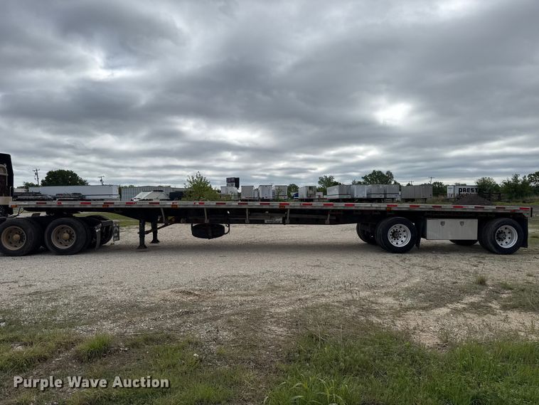 image for item ET6046 1999 Transcraft flatbed trailer