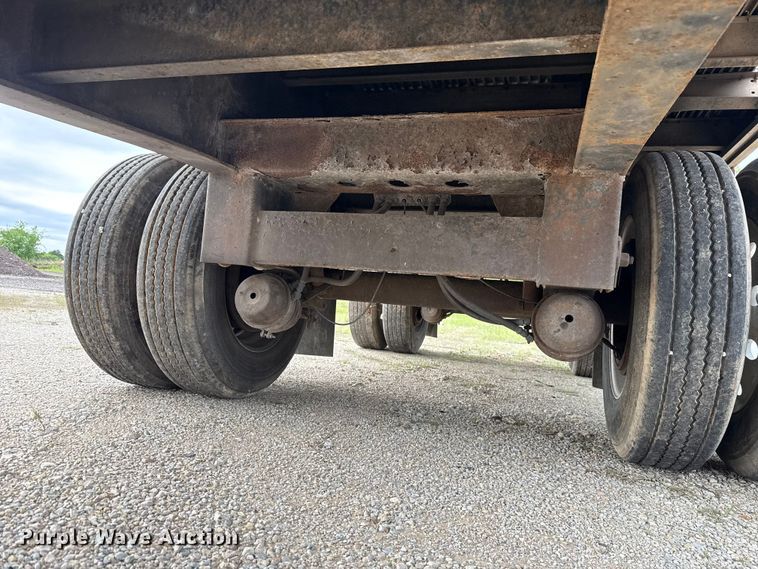 image for item ET6046 1999 Transcraft flatbed trailer