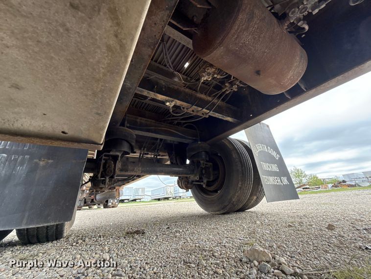 image for item ET6046 1999 Transcraft flatbed trailer