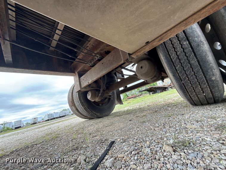 image for item ET6046 1999 Transcraft flatbed trailer
