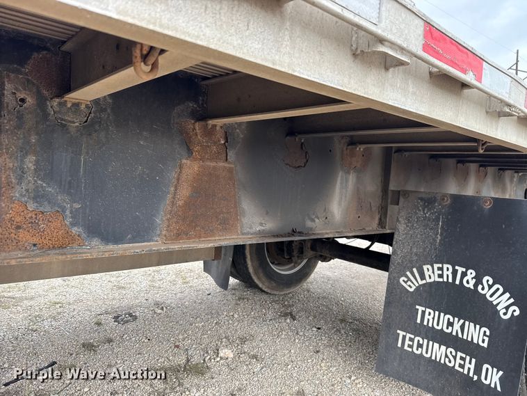 image for item ET6046 1999 Transcraft flatbed trailer