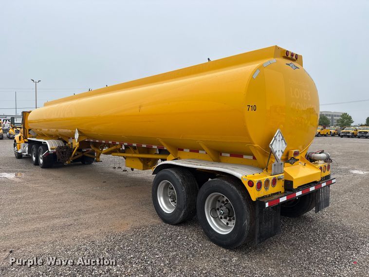 image for item ET6235 2004 Beall BAST-96-3-SB tank trailer