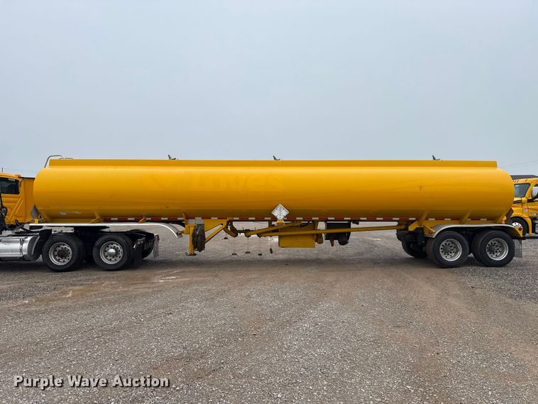 image for item ET6235 2004 Beall BAST-96-3-SB tank trailer