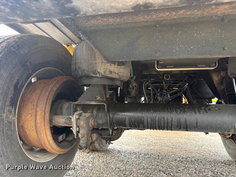 image for item ET6235 2004 Beall BAST-96-3-SB tank trailer