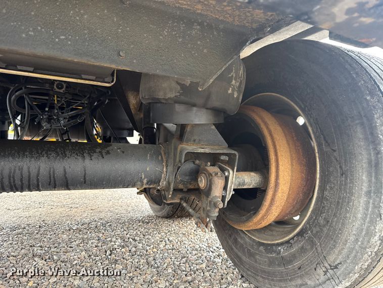 image for item ET6235 2004 Beall BAST-96-3-SB tank trailer