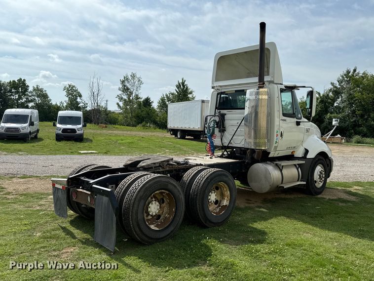 image for item ET6249 2010 International Prostar Premium semi truck