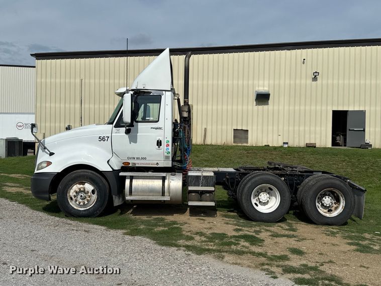 image for item ET6249 2010 International Prostar Premium semi truck