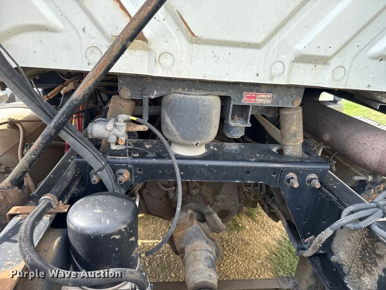 image for item ET6249 2010 International Prostar Premium semi truck