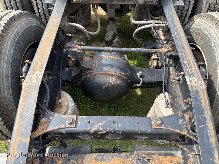 image for item ET6249 2010 International Prostar Premium semi truck