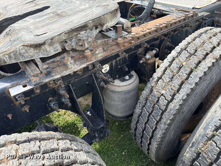 image for item ET6249 2010 International Prostar Premium semi truck