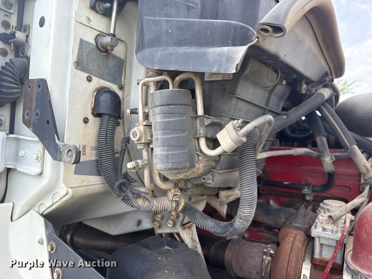 image for item ET6249 2010 International Prostar Premium semi truck