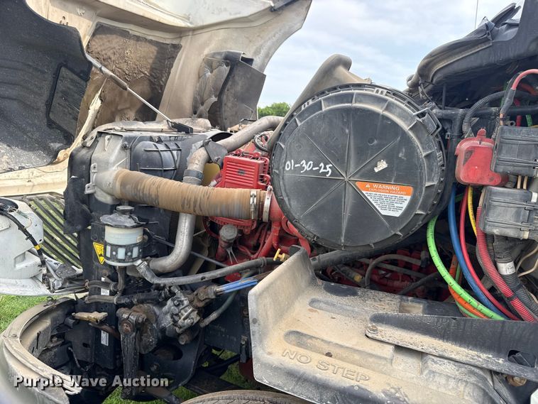 image for item ET6249 2010 International Prostar Premium semi truck